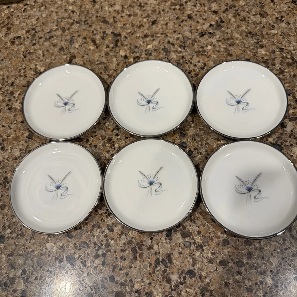 VINTAGE MCM STONEGATE "HARVEST STARS" BUTTER PATS SET OF 6
DISCONTINUED PATTERN - Picture 1 of 11